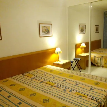 With One Bedroom In With Shared Pool Furnished Balcony And Wifi * 波尔蒂芒