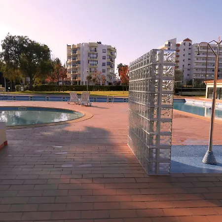 With One Bedroom In With Shared Pool Furnished Balcony And Wifi Апартаменты Портиман